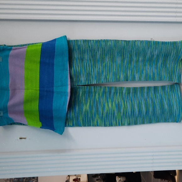 Multi Color Knit Outfit - Picture 6 of 9